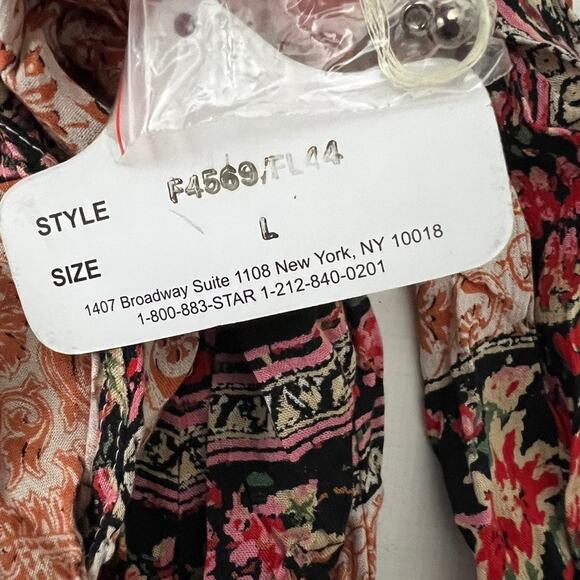 Angie Cold Shoulder Long Sleeve Dress Size Large New - Picture 9 of 10